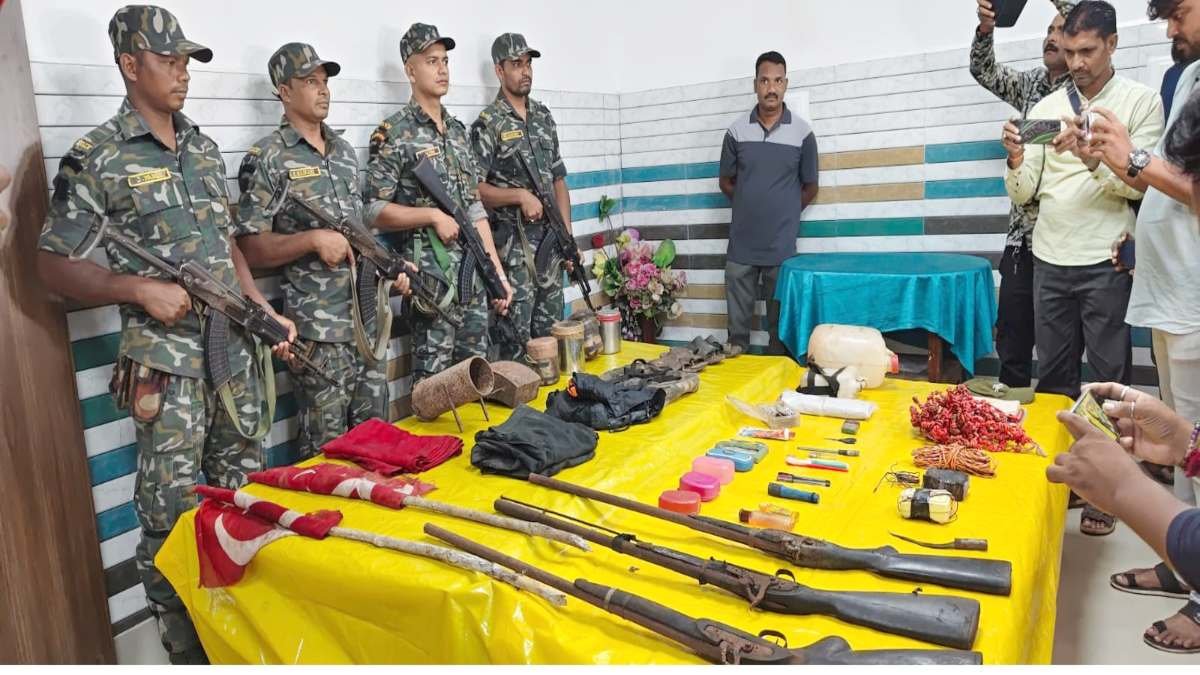 Breaking News : ओडिशा-छत्तीसगढ़ सीमा पर माओवादियों का बड़ा डंप बरामद, हथियार-IED और क्लेमोर माइन जब्त